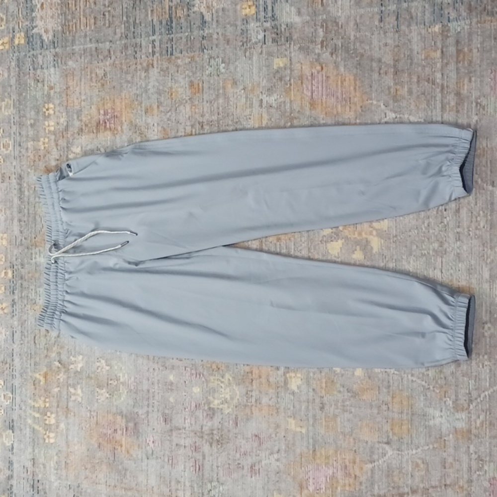 Vuori Weekend Jogger - Picture 2 of 7